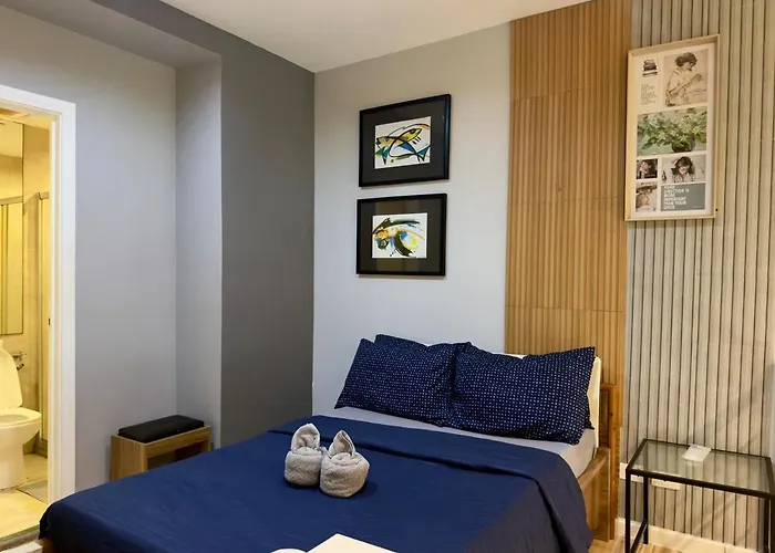 Aparthotel Loft With Balcony In Poblacion Makati Ciry *