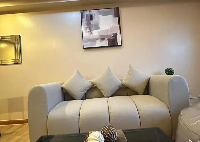 Loft With Balcony In Poblacion Makati Ciry * Manila
