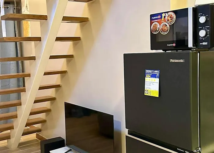 Aparthotel Loft With Balcony In Poblacion Makati Ciry