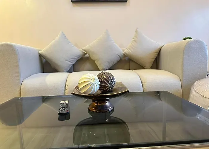 Loft With Balcony In Poblacion Makati Ciry Manila