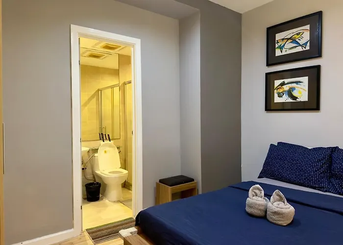 Loft With Balcony In Poblacion Makati Ciry Aparthotel