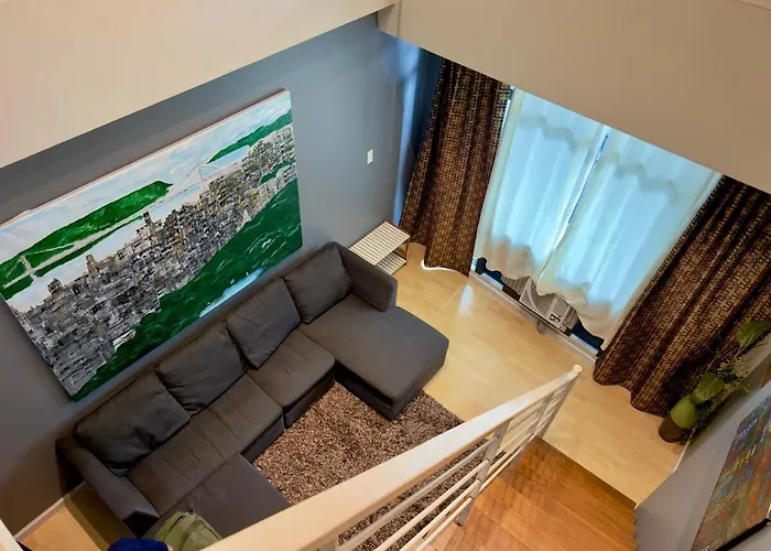 Aparthotel Loft With Balcony In Poblacion Makati Ciry Manila